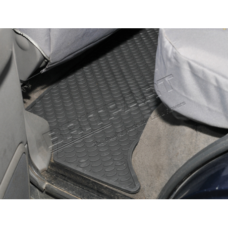 RUBBER MAT SET REAR DISCO TD5 1998+